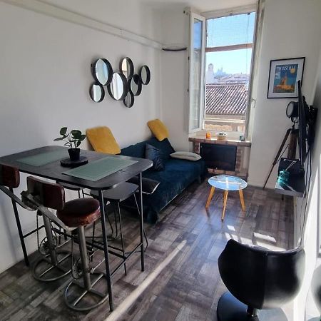 T2 La Joliette Sur Notre Dame Apartment Marseille Bagian luar foto