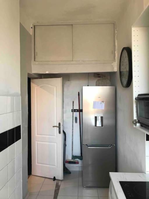 T2 La Joliette Sur Notre Dame Apartment Marseille Bagian luar foto
